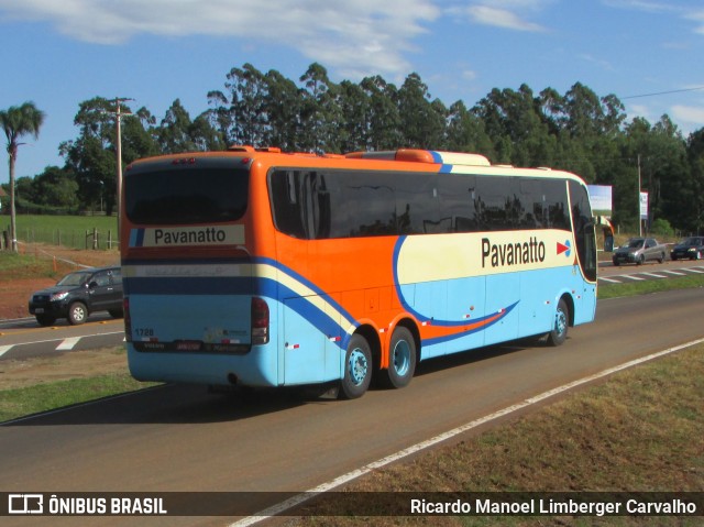 Pavanatto Turismo 1728 na cidade de Rio Pardo, Rio Grande do Sul, Brasil, por Ricardo Manoel Limberger Carvalho. Número da foto: #10204218.