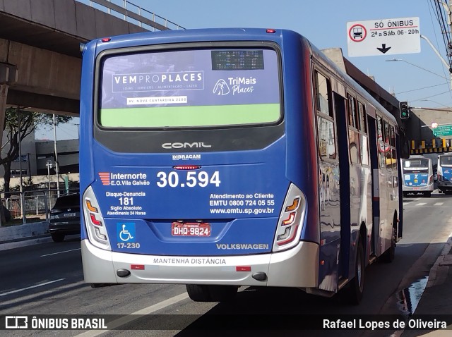Empresa de Ônibus Vila Galvão 30.594 na cidade de São Paulo, São Paulo, Brasil, por Rafael Lopes de Oliveira. Número da foto: #10206092.
