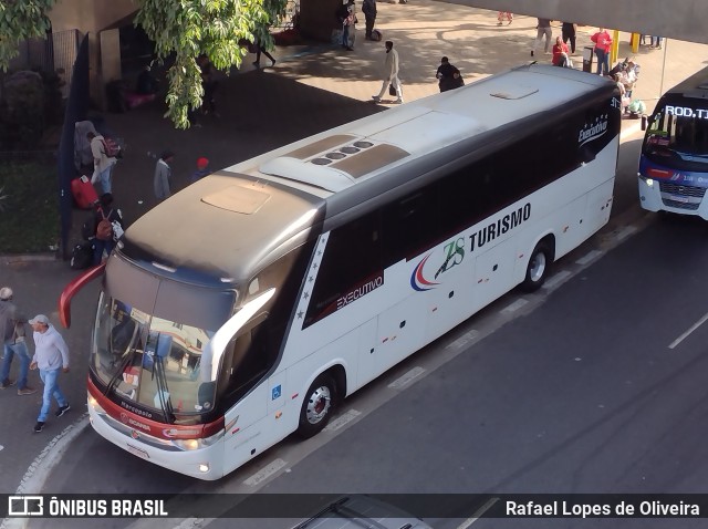 ZS Turismo 2082 na cidade de São Paulo, São Paulo, Brasil, por Rafael Lopes de Oliveira. Número da foto: #10206209.