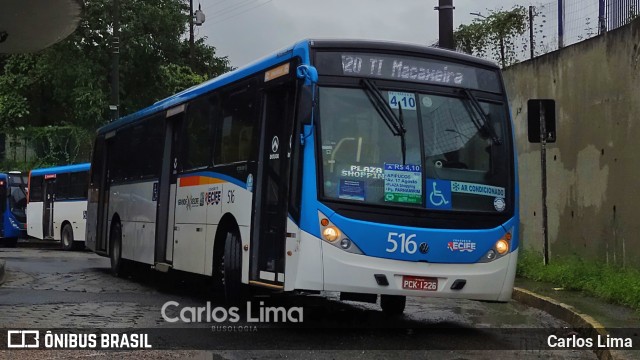 Empresa Pedrosa 516 na cidade de Recife, Pernambuco, Brasil, por Carlos Lima. Número da foto: #10206503.