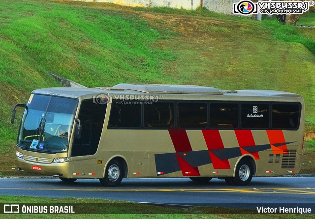 Ônibus Particulares  na cidade de Aparecida, São Paulo, Brasil, por Victor Henrique. Número da foto: #10207252.