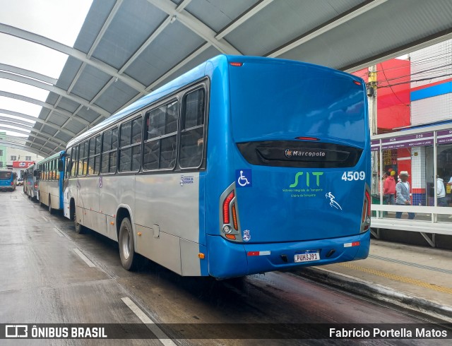 Viação Rosa Vitória da Conquista 4509 na cidade de Vitória da Conquista, Bahia, Brasil, por Fabrício Portella Matos. Número da foto: #10205931.