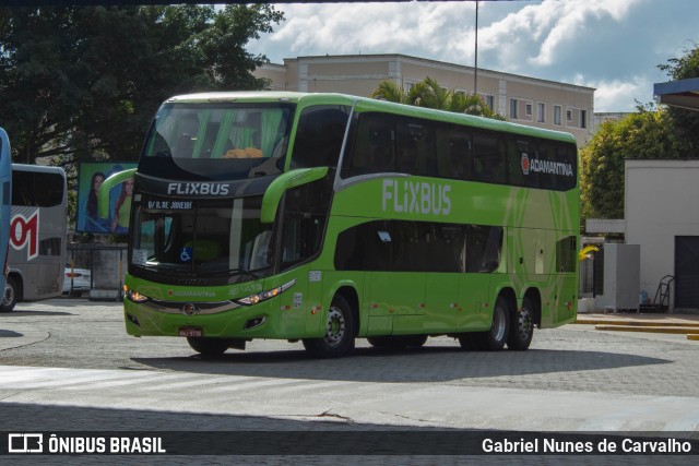 FlixBus Transporte e Tecnologia do Brasil 421413 na cidade de Resende, Rio de Janeiro, Brasil, por Gabriel Nunes de Carvalho. Número da foto: #10206164.