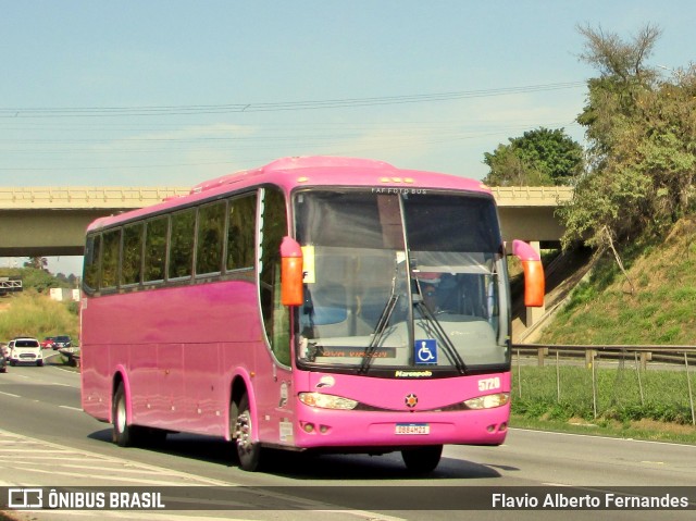 Ônibus Particulares 5720 na cidade de Araçariguama, São Paulo, Brasil, por Flavio Alberto Fernandes. ID da foto: 10209823.