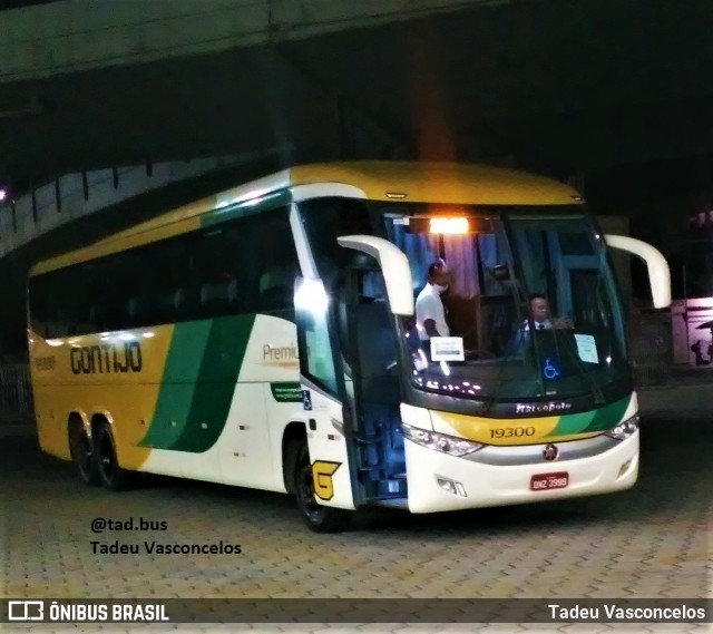 Empresa Gontijo de Transportes 19300 na cidade de Belo Horizonte, Minas Gerais, Brasil, por Tadeu Vasconcelos. Número da foto: #10211146.