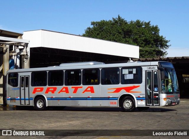 Expresso de Prata 0838 na cidade de Bauru, São Paulo, Brasil, por Leonardo Fidelli. Número da foto: #10211243.