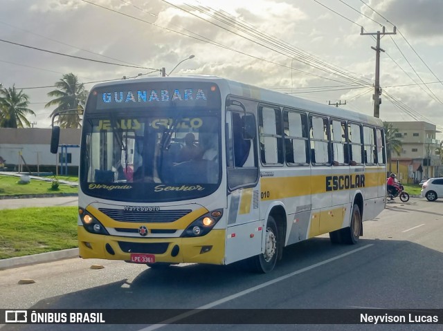 Ônibus Particulares 010 na cidade de Salinópolis, Pará, Brasil, por Neyvison Lucas. ID da foto: 10216121.