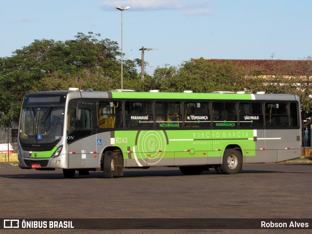 Viação Garcia 8243 na cidade de Paranavaí, Paraná, Brasil, por Robson Alves. Número da foto: #10222756.