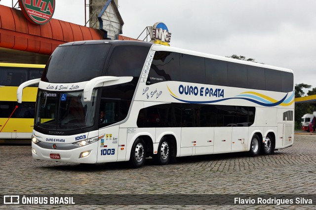 Viação Ouro e Prata 1003 na cidade de Registro, São Paulo, Brasil, por Flavio Rodrigues Silva. Número da foto: #10220098.