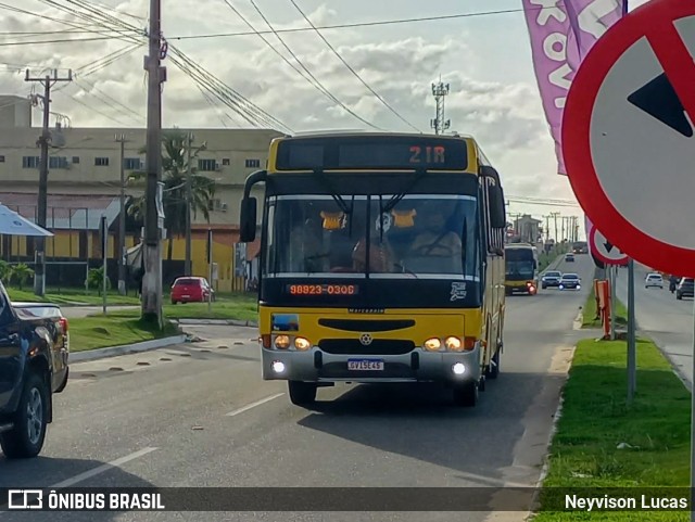 Ônibus Particulares 5E45 na cidade de Salinópolis, Pará, Brasil, por Neyvison Lucas. ID da foto: 10221074.