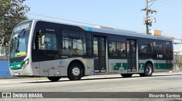 Via Sudeste Transportes S.A. 5 1131 na cidade de São Paulo, São Paulo, Brasil, por Ricardo Santos. Número da foto: #10221048.
