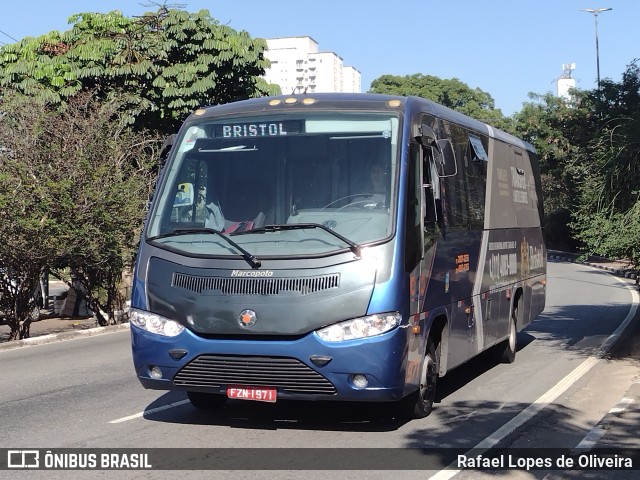 AWM Locação e Transportes 971 na cidade de Guarulhos, São Paulo, Brasil, por Rafael Lopes de Oliveira. ID da foto: 10220670.