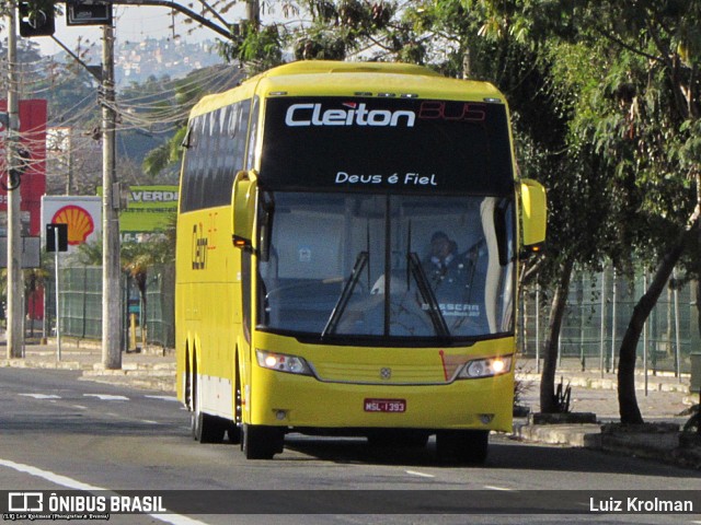 Cleiton Bus Executive 49041 na cidade de Juiz de Fora, Minas Gerais, Brasil, por Luiz Krolman. Número da foto: #10222039.