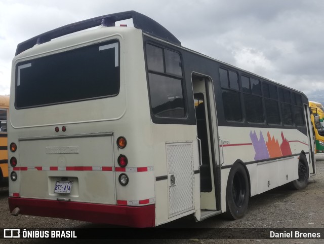 Autotransportes San José San Juan de Tobosi Sur 04 na cidade de San Miguel, Desamparados, San José, Costa Rica, por Daniel Brenes. Número da foto: #10225167.