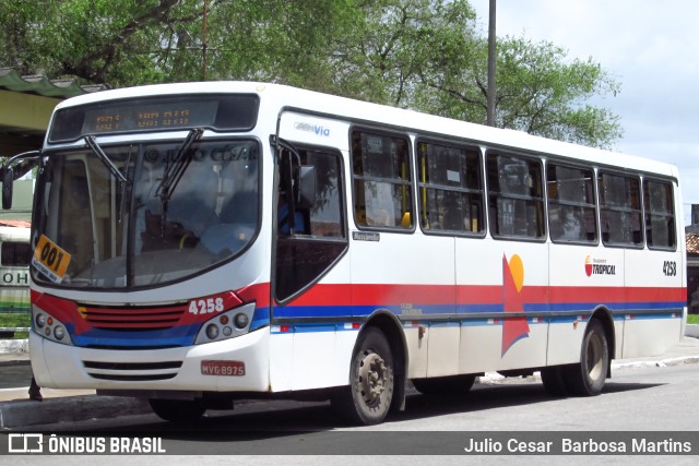 Transporte Tropical 4258 na cidade de Aracaju, Sergipe, Brasil, por Julio Cesar  Barbosa Martins. ID da foto: 10224058.