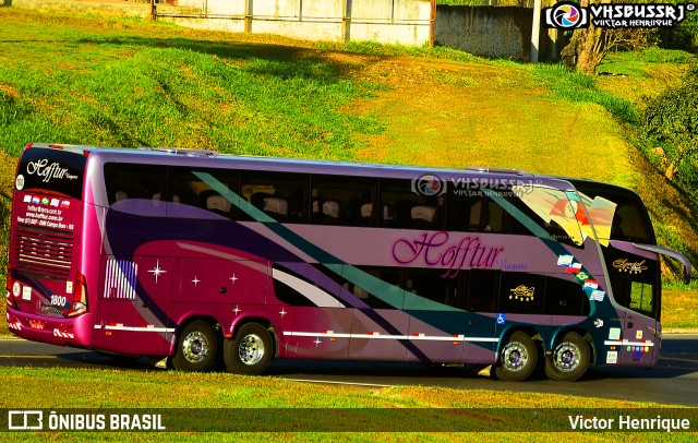 Hofftur Transportes e Turismo 1800 na cidade de Aparecida, São Paulo, Brasil, por Victor Henrique. ID da foto: 10227566.