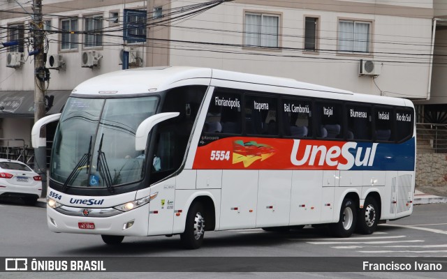 Unesul de Transportes 5554 na cidade de Balneário Camboriú, Santa Catarina, Brasil, por Francisco Ivano. Número da foto: #10144666.