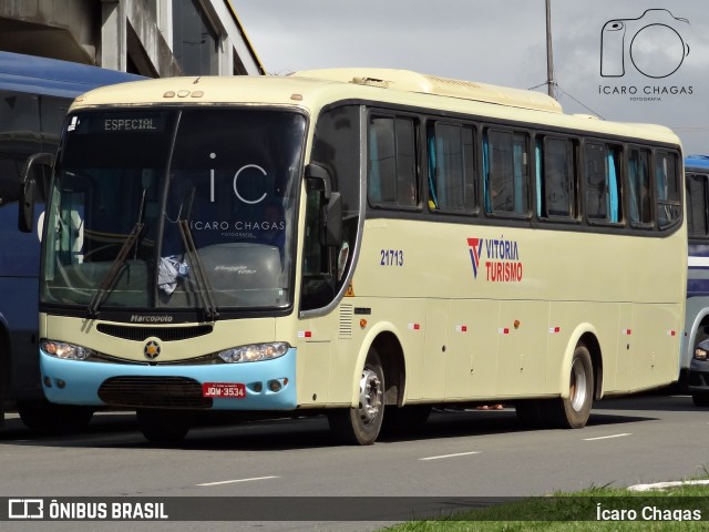 Ônibus Particulares 21713 na cidade de Salvador, Bahia, Brasil, por Ícaro Chagas. ID da foto: 10231052.