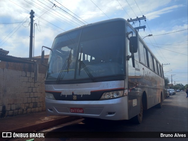 Ônibus Particulares 71584 na cidade de Tarumã, São Paulo, Brasil, por Bruno Alves. Número da foto: #10235071.