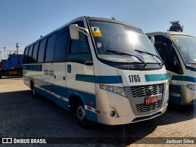 Viação Jacareí 1765 na cidade de Jacareí, São Paulo, Brasil, por Jadson Silva. ID da foto: 10232742.