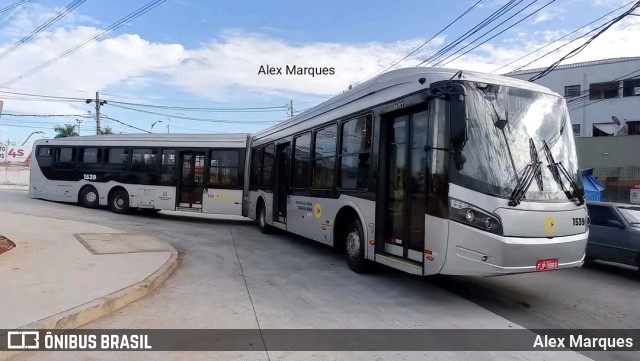 Lirabus 1539 na cidade de São Paulo, São Paulo, Brasil, por Alex Marques. Número da foto: #10232650.
