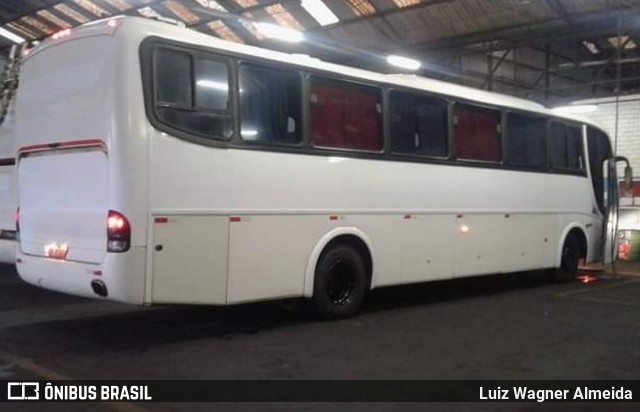 Ônibus Particulares 3082 na cidade de Porto Alegre, Rio Grande do Sul, Brasil, por Luiz Wagner Almeida. ID da foto: 10232738.