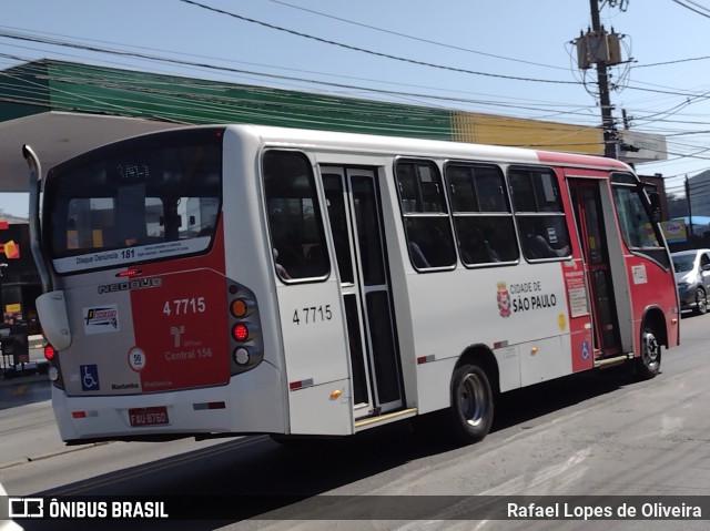 Pêssego Transportes 4 7715 na cidade de São Paulo, São Paulo, Brasil, por Rafael Lopes de Oliveira. Número da foto: #10150223.