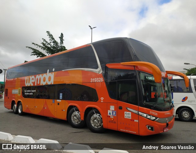 Auto Viação Catarinense 319328 na cidade de São Paulo, São Paulo, Brasil, por Andrey  Soares Vassão. Número da foto: #10147271.