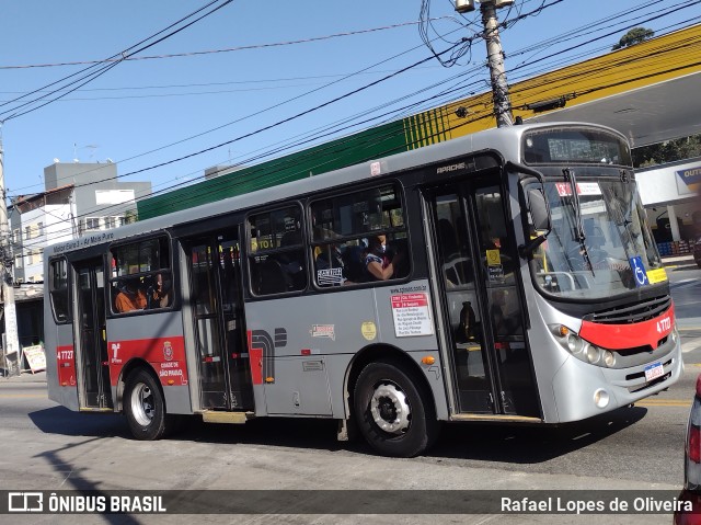 Pêssego Transportes 4 7727 na cidade de São Paulo, São Paulo, Brasil, por Rafael Lopes de Oliveira. Número da foto: #10150189.