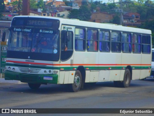 Ônibus Particulares 7733 na cidade de Nazaré da Mata, Pernambuco, Brasil, por Edjunior Sebastião. ID da foto: 10147431.