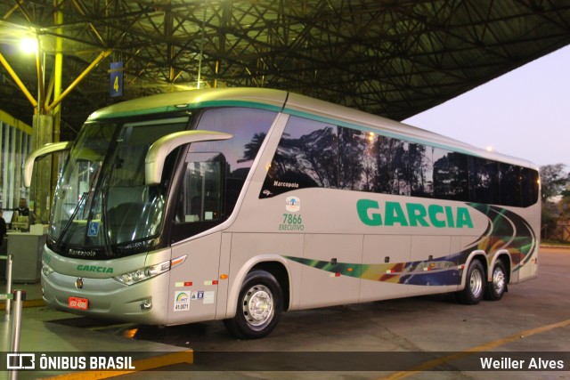 Viação Garcia 7866 na cidade de Maringá, Paraná, Brasil, por Weiller Alves. ID da foto: 10149685.