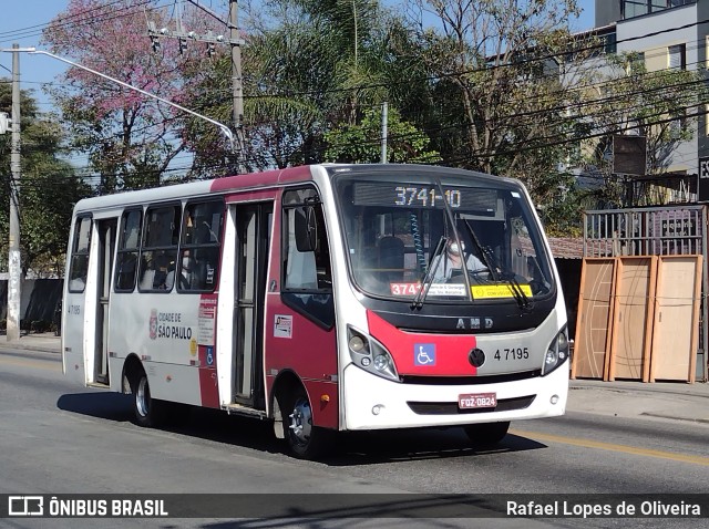 Pêssego Transportes 4 7195 na cidade de São Paulo, São Paulo, Brasil, por Rafael Lopes de Oliveira. Número da foto: #10152658.