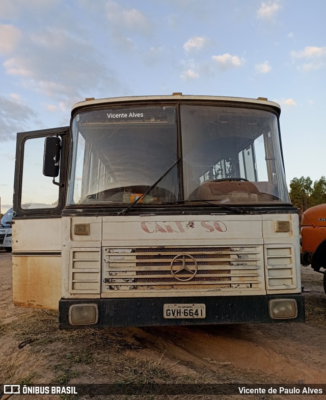 Ônibus Particulares 280 na cidade de Santo Antônio do Monte, Minas Gerais, Brasil, por Vicente de Paulo Alves. ID da foto: 10154477.