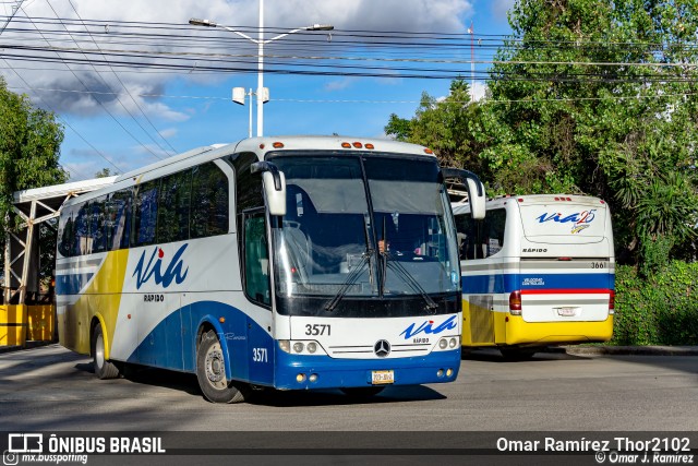 Línea Via 3571 na cidade de Puebla, Puebla, México, por Omar Ramírez Thor2102. Número da foto: #10155451.