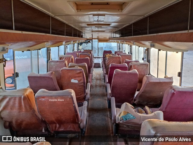 Ônibus Particulares 280 na cidade de Santo Antônio do Monte, Minas Gerais, Brasil, por Vicente de Paulo Alves. ID da foto: 10154492.