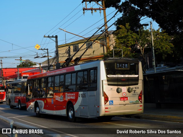Himalaia Transportes > Ambiental Transportes Urbanos 4 1835 na cidade de São Paulo, São Paulo, Brasil, por David Roberto Silva Dos Santos. Número da foto: #10156971.