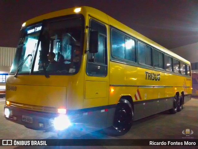 Ônibus Particulares 20469 na cidade de Curitiba, Paraná, Brasil, por Ricardo Fontes Moro. Número da foto: #10157740.