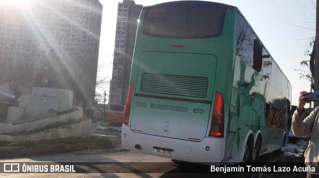 Pullman Setter 33 na cidade de Estación Central, Santiago, Metropolitana de Santiago, Chile, por Benjamín Tomás Lazo Acuña. Número da foto: #10162435.