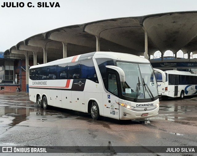 Auto Viação Catarinense 3115 na cidade de Porto Alegre, Rio Grande do Sul, Brasil, por JULIO SILVA. Número da foto: #10159674.