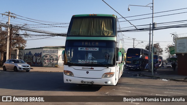 Pullman Setter 33 na cidade de Estación Central, Santiago, Metropolitana de Santiago, Chile, por Benjamín Tomás Lazo Acuña. Número da foto: #10162426.