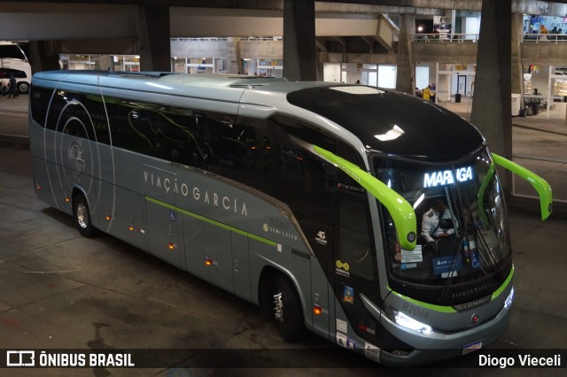 Viação Garcia 82069 na cidade de Curitiba, Paraná, Brasil, por Diogo Viec. Número da foto: #10165006.