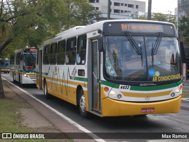 VAP - Viação Alto Petrópolis 4432 na cidade de Porto Alegre, Rio Grande do Sul, Brasil, por Max Ramos. Número da foto: #10163202.