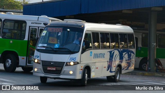 Dinatur Traslados e Turismo 1045 na cidade de Campo Limpo Paulista, São Paulo, Brasil, por Murilo da Silva. ID da foto: 10237259.