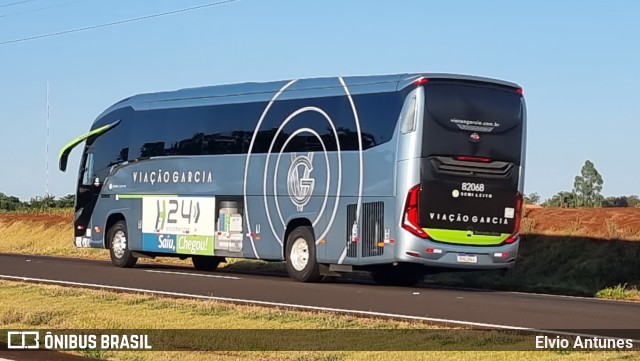 Viação Garcia 82068 na cidade de Peabiru, Paraná, Brasil, por Elvio Antunes. Número da foto: #10239214.