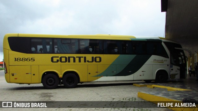 Empresa Gontijo de Transportes 18865 na cidade de Teixeira de Freitas, Bahia, Brasil, por FELIPE ALMEIDA. ID da foto: 10238730.