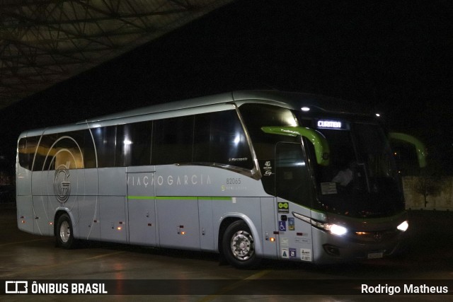 Viação Garcia 82065 na cidade de Maringá, Paraná, Brasil, por Rodrigo Matheus. Número da foto: #10239437.