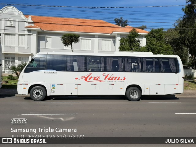 Ara Vans Viagens e Turismo 2140 na cidade de Porto Alegre, Rio Grande do Sul, Brasil, por JULIO SILVA. Número da foto: #10236574.