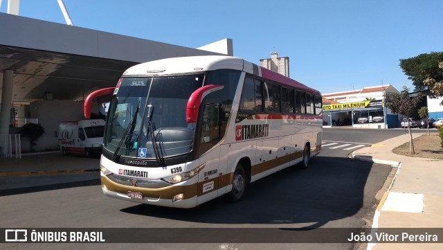 Expresso Itamarati 6390 na cidade de Fernandópolis, São Paulo, Brasil, por João Vitor Pereira. Número da foto: #10236948.