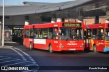 Go North East 8239 na cidade de Sunderland, Tyne and Wear, Inglaterra, por Donald Hudson. Número da foto: #:id.