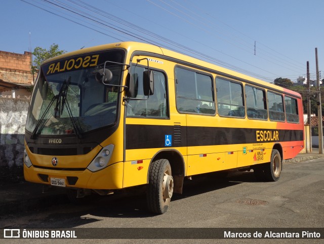 Prefeitura Municipal de Candeias 9441 na cidade de Perdões, Minas Gerais, Brasil, por Marcos de Alcantara Pinto. ID da foto: 10266438.